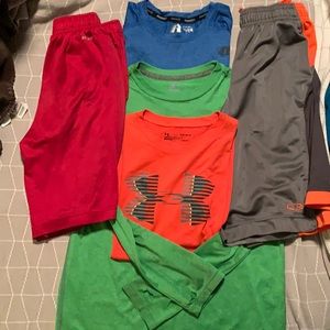 Under Armor, Nike t shirt shorts lot